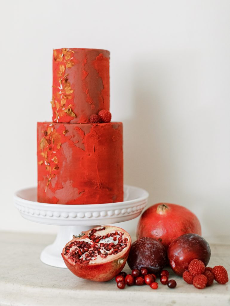 Red wedding cake made by Chasing Wang.